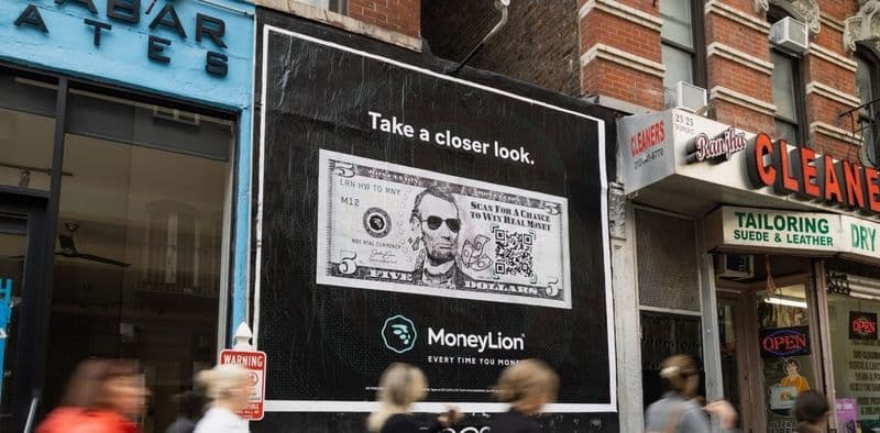 品牌创意二维码营销活动：MoneyLion 在纽约全城“撒钱”，月增百万级曝光！